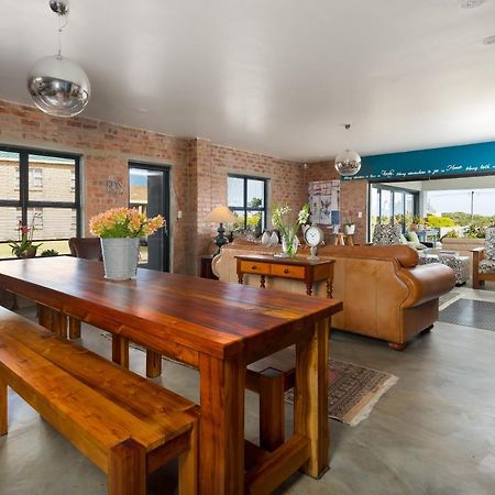 Stay At Friends Economic Rooms Malkopvlei Exterior foto